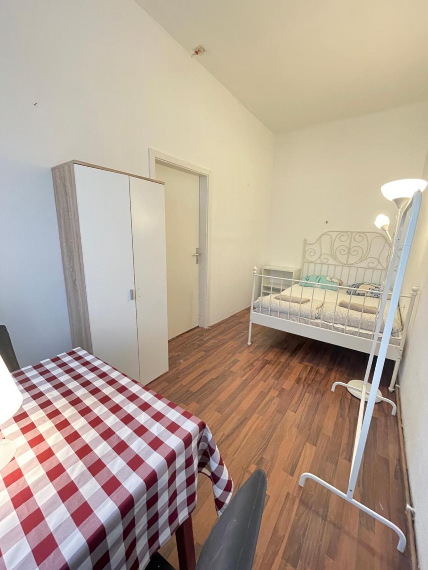 U6 Schoepfwerk Home 5 Wien Eksteriør billede